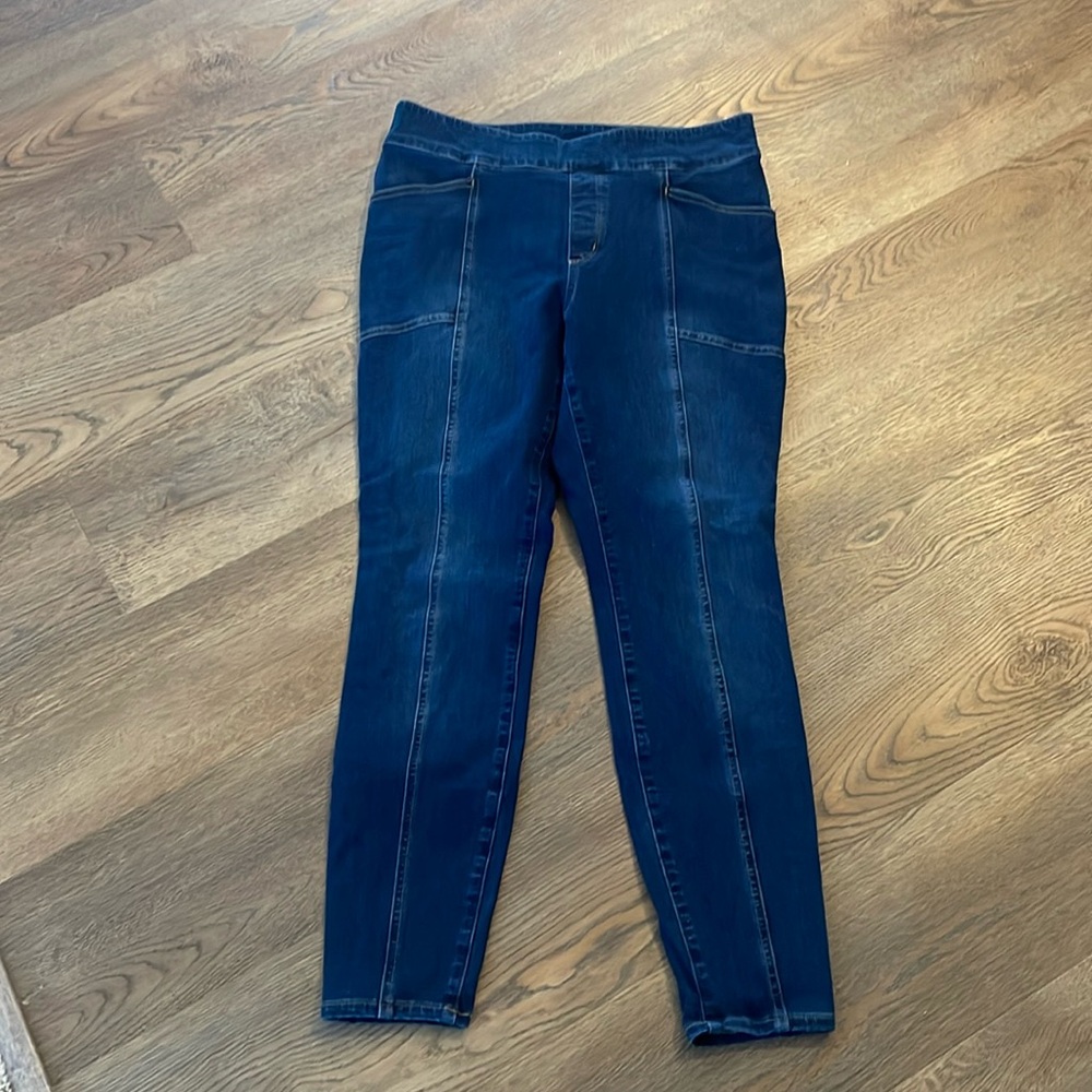Duluth skinny jeans  sz 12